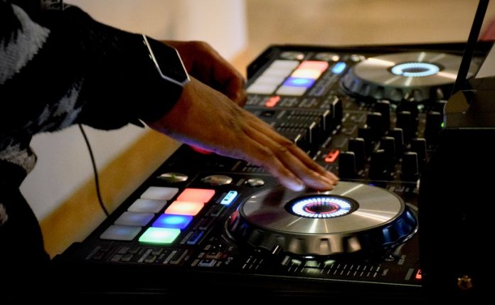 Native Instruments rediseñará DJ Traktor