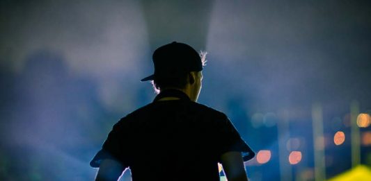 Creamfields 2018 rendirá homenaje al fallecido DJ y productor sueco, Avicii